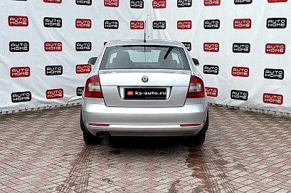 Skoda Octavia, 2011г., передний привод, механика