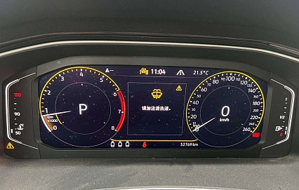 Volkswagen T-Roc, 2022г., передний привод, робот