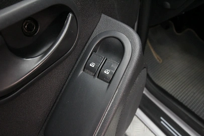Renault Duster, 2012г., полный привод, механика
