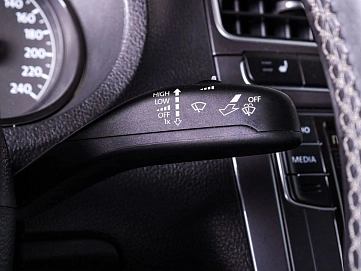 Volkswagen Polo, 2019г., передний привод, автомат