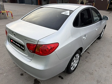 Hyundai Elantra, 2008г., передний привод, механика