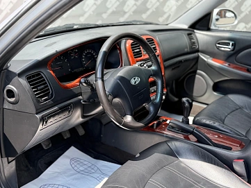 Hyundai Sonata, 2006г., передний привод, механика