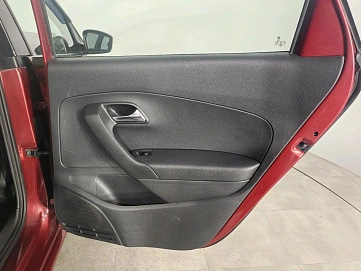 Volkswagen Polo, 2011г., передний привод, механика