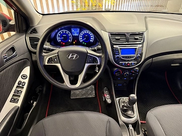 Hyundai Solaris, 2013г., передний привод, механика