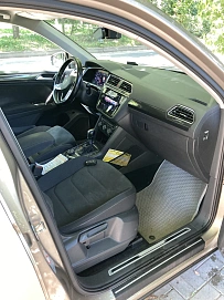 Volkswagen Tiguan, 2018г, полный привод, робот