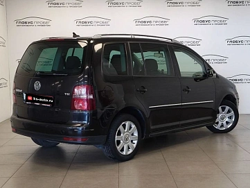 Volkswagen Touran, 2007г., передний привод, механика