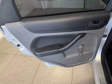 Ford Focus, 2011г., передний привод, механика