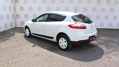 Renault Megane, 2013г., передний привод, механика