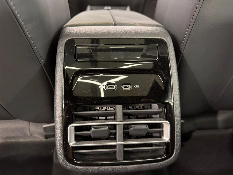 Volkswagen Tiguan, 2026г., полный привод, робот