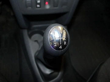 Renault Sandero, 2016г., передний привод, механика