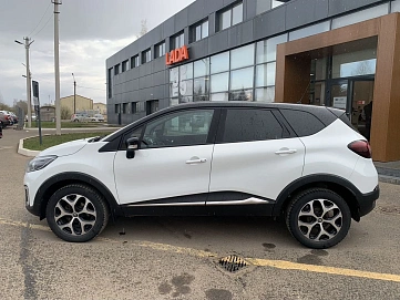 Renault Kaptur, 2017г, передний привод, вариатор