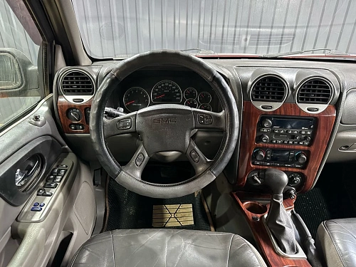 GMC Envoy, 2002г, полный привод, автомат