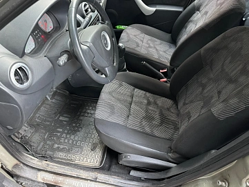 Renault Logan, 2013г., передний привод, механика