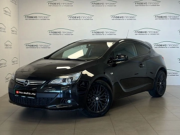 Opel Astra, 2012г., передний привод, механика