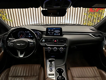 Genesis G70, 2019г., полный привод, автомат