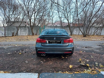 BMW 3 серии, 2018г., полный привод, автомат