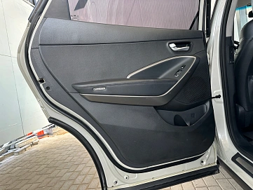 Hyundai Santa Fe, 2015г., полный привод, автомат