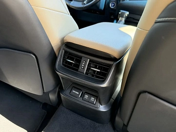 Lexus ES, 2019г., передний привод, вариатор