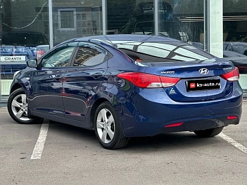 Hyundai Elantra, 2011г., передний привод, механика