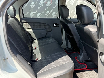 Renault Logan, 2009г., передний привод, механика