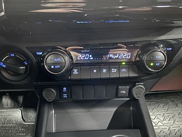 Toyota Hilux, 2025г., полный привод, автомат