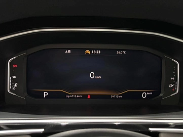 Volkswagen Tiguan, 2022г., передний привод, робот
