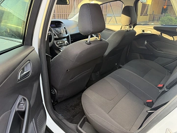 Ford Focus, 2012г., передний привод, робот