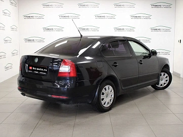 Skoda Octavia, 2011г., передний привод, робот