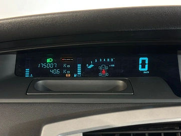 Renault Scenic, 2008г., передний привод, механика