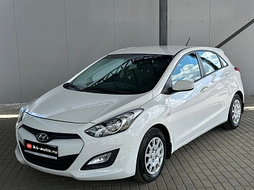 Hyundai i30, 2013г., передний привод, автомат