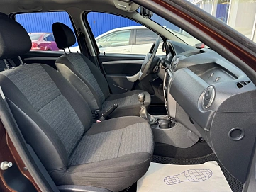 Renault Duster, 2012г., полный привод, механика
