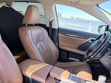 Lexus RX, 2020г, полный привод, автомат