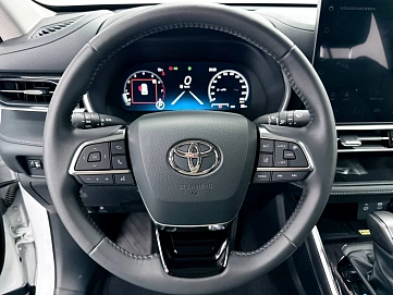 Toyota Highlander, 2026г., полный привод, автомат