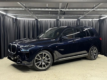 BMW X7, 2023г., полный привод, автомат