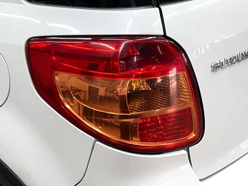 Suzuki SX4, 2011г., передний привод, механика