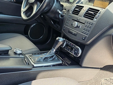 Mercedes-Benz C-Класс, 2011г., задний привод, автомат