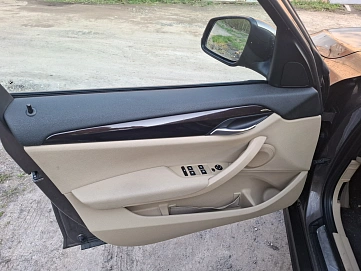 BMW X1, 2012г., полный привод, автомат