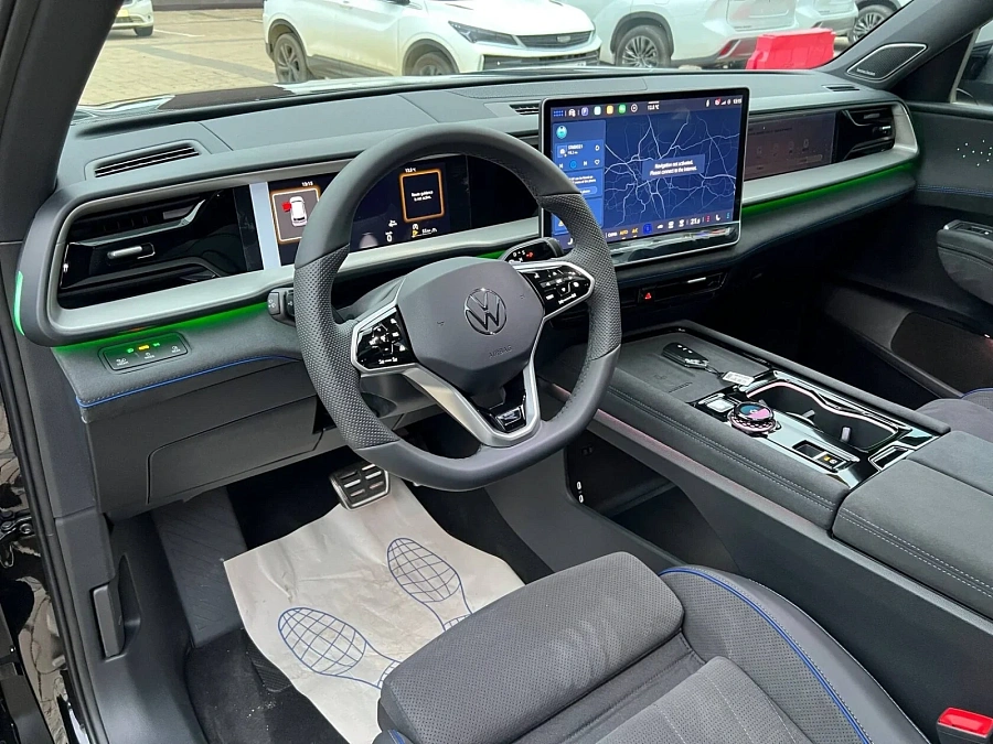 Volkswagen Teramont, 2025г., полный привод, робот