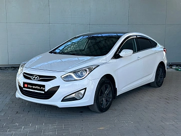 Hyundai i40, 2013г., передний привод, автомат