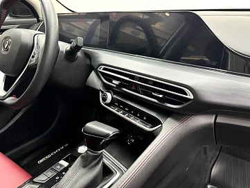 Changan Eado Plus, 2023г., передний привод, робот