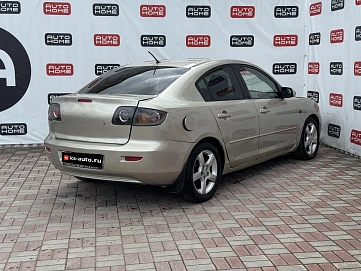 Mazda 3, 2005г., передний привод, автомат