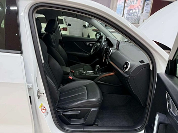 Audi Q2, 2022г., передний привод, робот