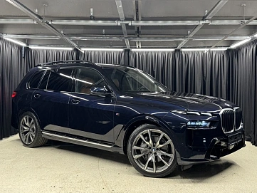 BMW X7, 2023г., полный привод, автомат