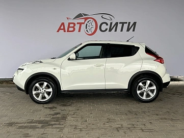 Nissan Juke, 2012г., передний привод, механика