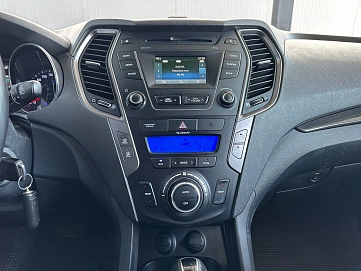 Hyundai Santa Fe, 2015г., полный привод, автомат