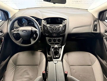 Ford Focus, 2013г., передний привод, механика