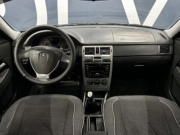 Lada (ВАЗ) Priora, 2013г., передний привод, механика