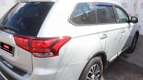 Mitsubishi Outlander, 2016г., передний привод, механика