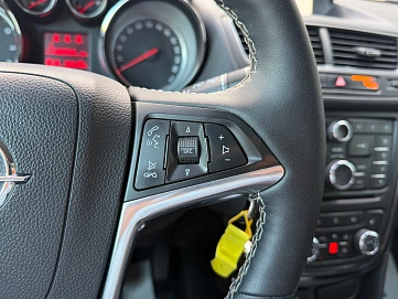Opel Mokka, 2014г., передний привод, автомат