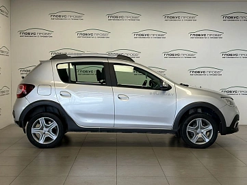 Renault Sandero, 2019г., передний привод, механика